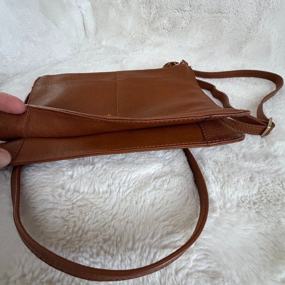 Radley London POCKETS Honey Brown Leather Small Crossbody Bag - Picture 8 of 14